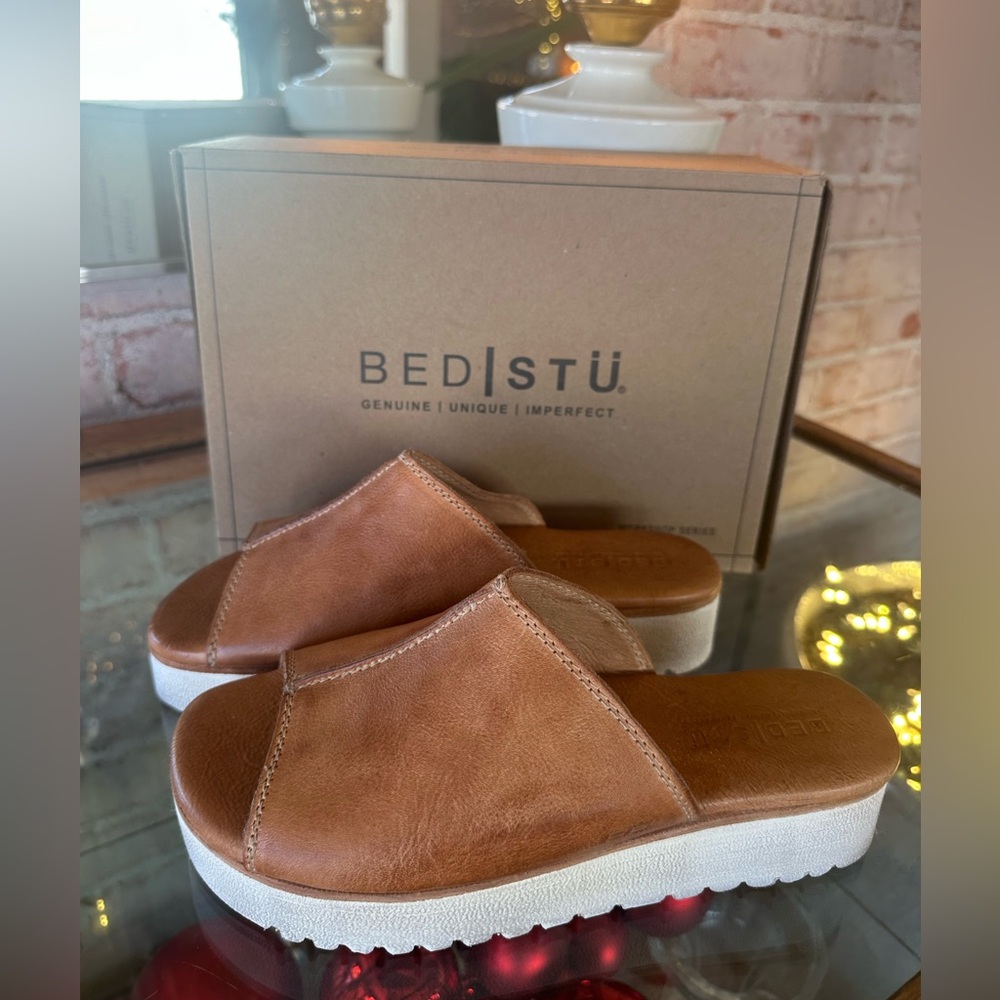 BED|STU Tan Leather Open-Toe Slides - Picture 3 of 4